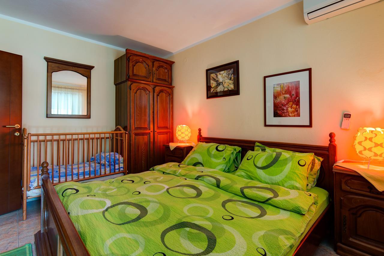 Apartments Varja Sveti Stefan Exterior foto